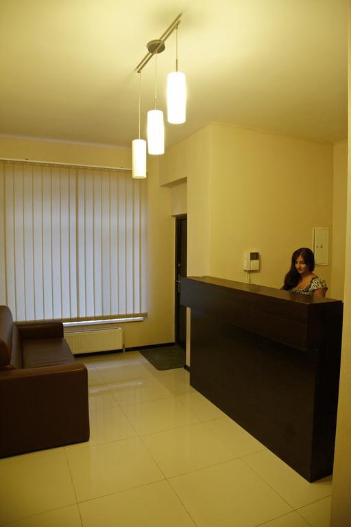 West Hotel Charkov Buitenkant foto